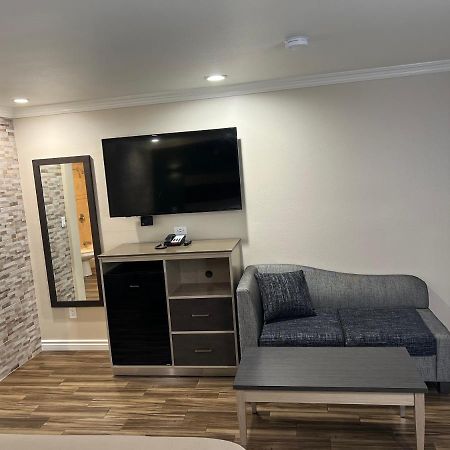 Walnut Inn&Suites West Covina Zewnętrze zdjęcie