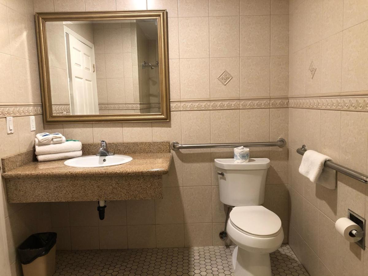 Walnut Inn&Suites West Covina Zewnętrze zdjęcie