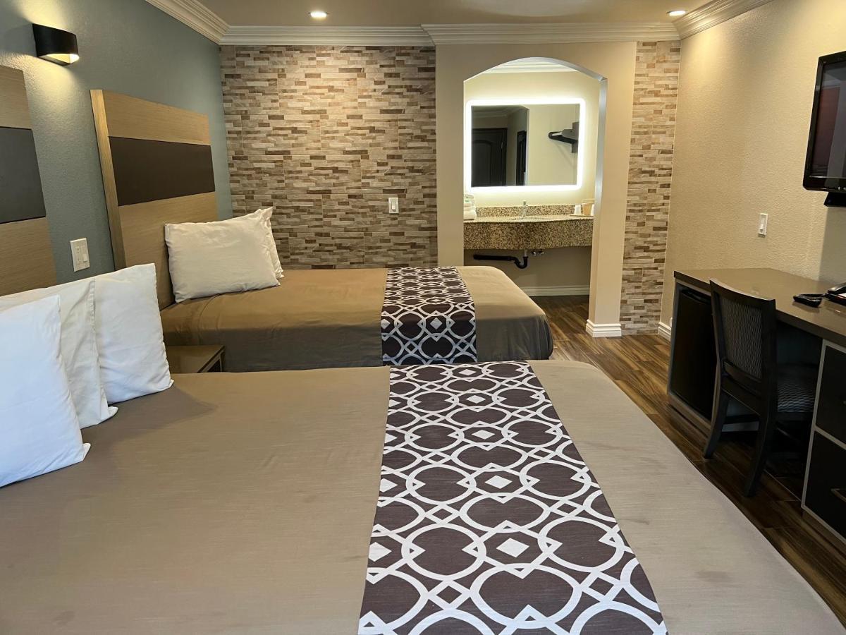 Walnut Inn&Suites West Covina Zewnętrze zdjęcie