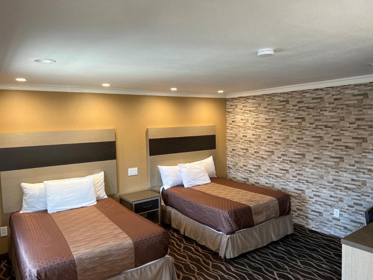 Walnut Inn&Suites West Covina Zewnętrze zdjęcie