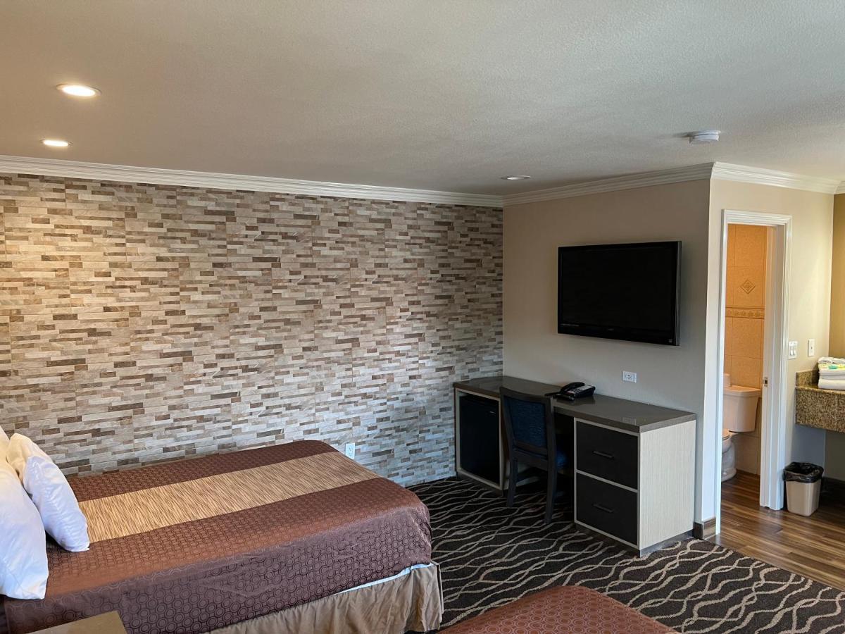 Walnut Inn&Suites West Covina Zewnętrze zdjęcie