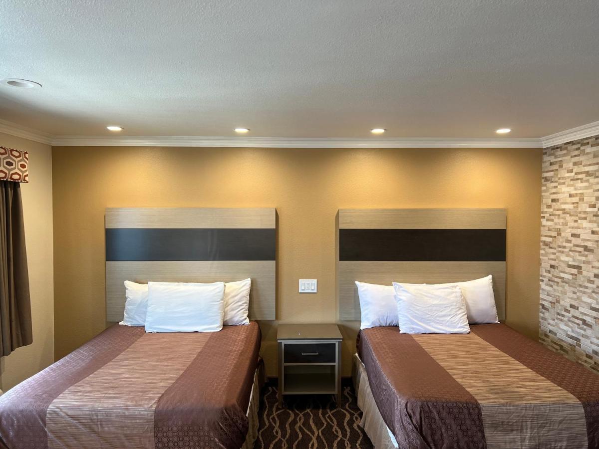 Walnut Inn&Suites West Covina Zewnętrze zdjęcie