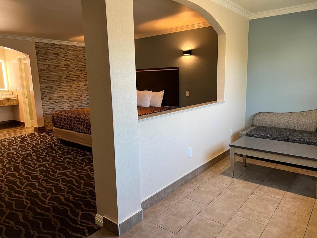 Walnut Inn&Suites West Covina Zewnętrze zdjęcie