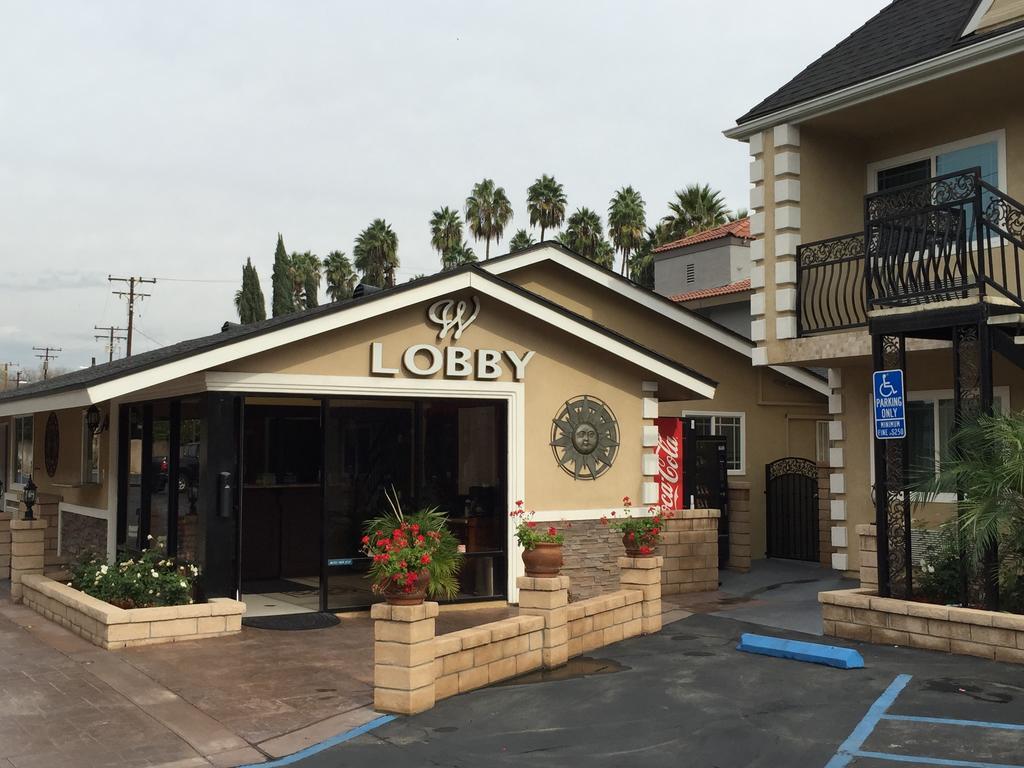 Walnut Inn&Suites West Covina Zewnętrze zdjęcie