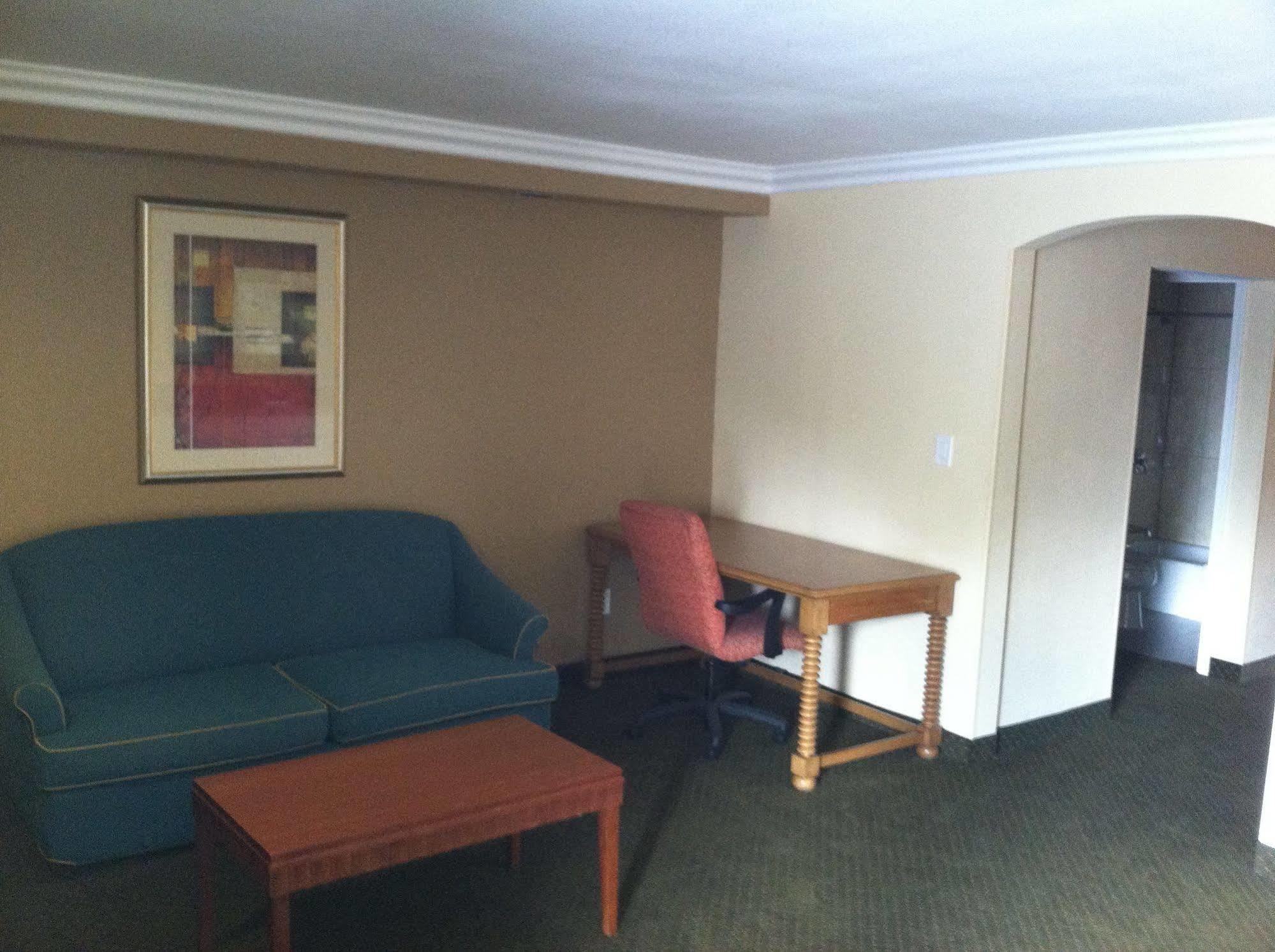 Walnut Inn&Suites West Covina Zewnętrze zdjęcie